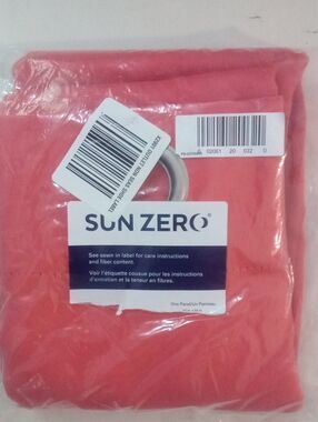 Sun Zero Blackout Curtain Panel In Red 84" NWT $50;